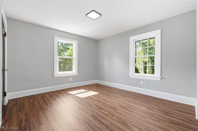 814 Crestview Avenue, Akron, OH 44320