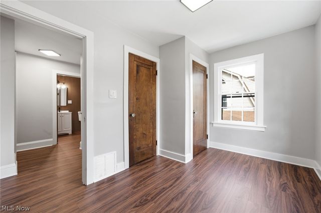 814 Crestview Avenue, Akron, OH 44320
