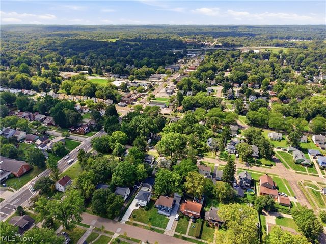 814 Crestview Avenue, Akron, OH 44320
