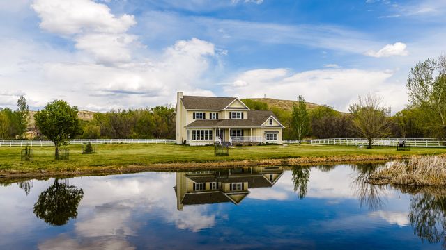 42 Wild Hollow Road, Sheridan, WY 82801