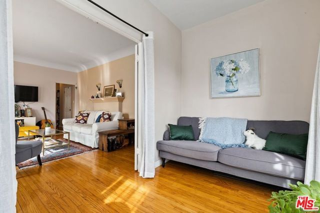 1347 N Mansfield Avenue, Los Angeles, CA 90028