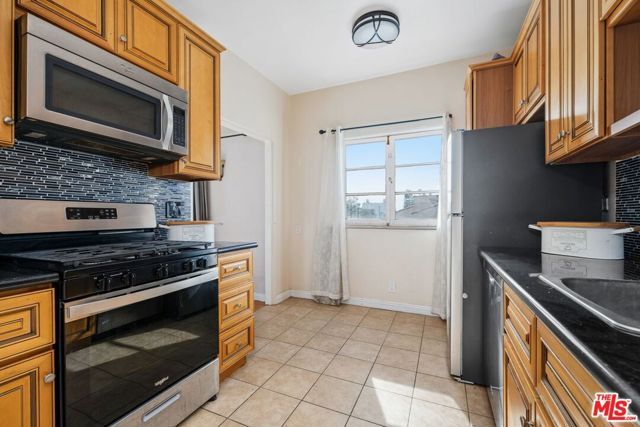 1347 N Mansfield Avenue, Los Angeles, CA 90028