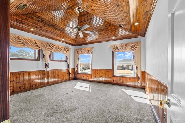 4244 N Cambridge Way, Pace, FL 32571