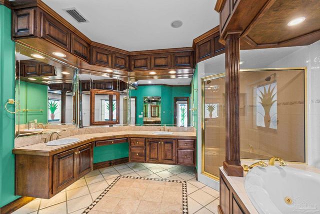 4244 N Cambridge Way, Pace, FL 32571