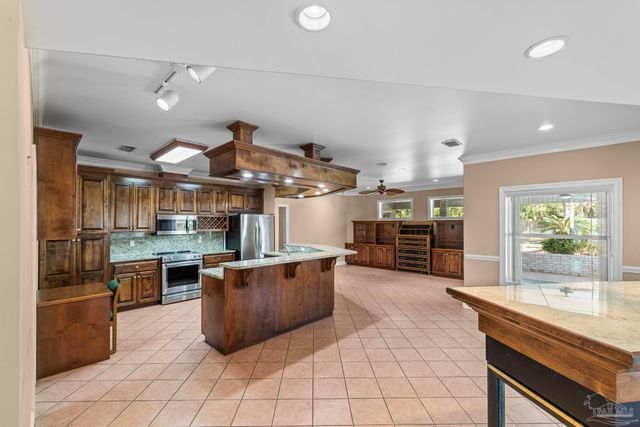 4244 N Cambridge Way, Pace, FL 32571