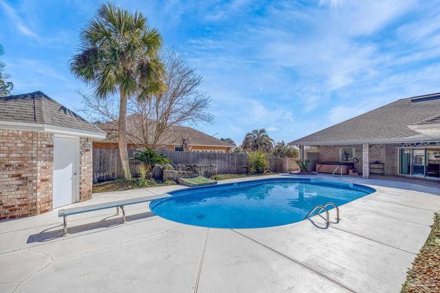 4244 N Cambridge Way, Pace, FL 32571