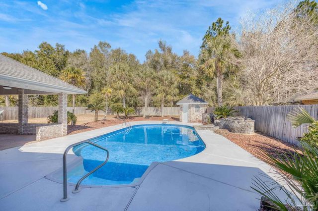 4244 N Cambridge Way, Pace, FL 32571