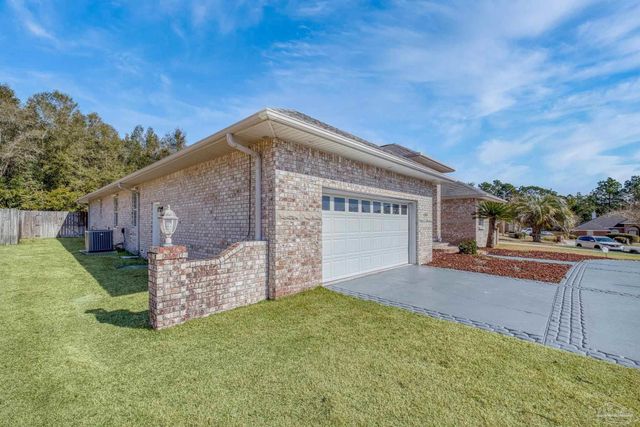 4244 N Cambridge Way, Pace, FL 32571