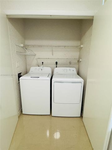 2851 N Oakland Forest Dr 110, Oakland Park, FL 33309