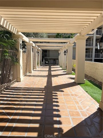 405 Avenida Granada 404, San Clemente, CA 92672