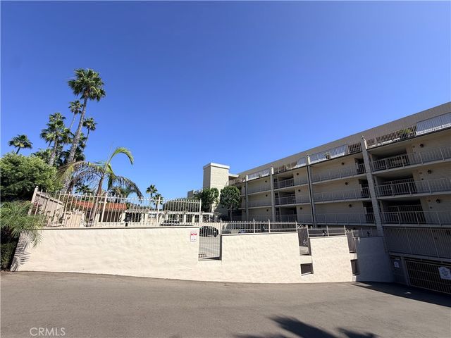 405 Avenida Granada 404, San Clemente, CA 92672