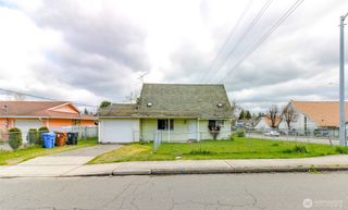8317 S Sheridan Avenue, Tacoma, WA 98408