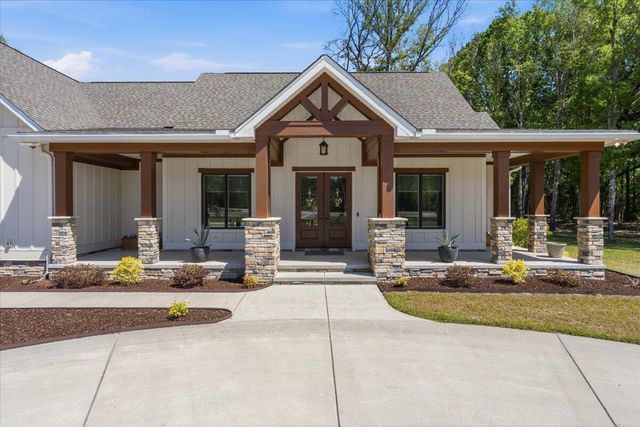 6589 N Highway 17, Awendaw, SC 29429