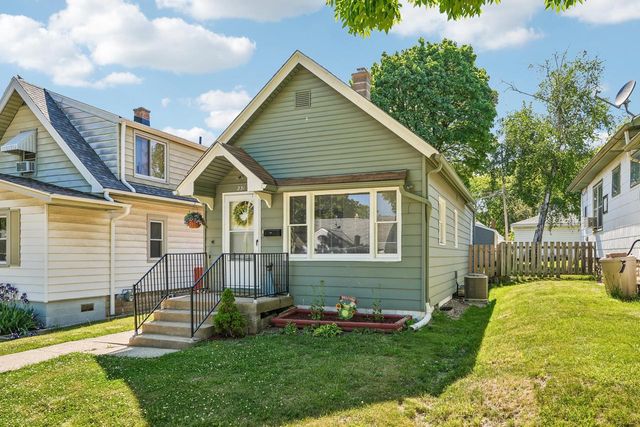 231 S 62nd STREET, Milwaukee, WI 53214