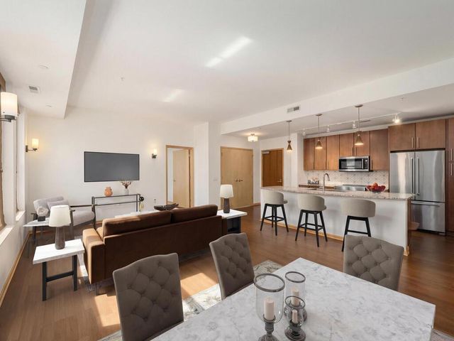 4730 Park Commons Drive 411, Saint Louis Park, MN 55416