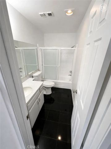 1460 E Willow 112, Signal Hill, CA 90755