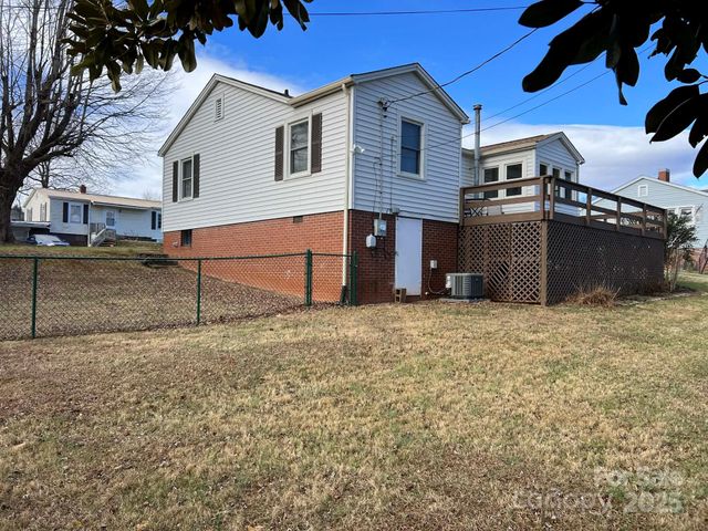 122 Murphy Court, Morganton, NC 28655