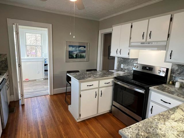 122 Murphy Court, Morganton, NC 28655