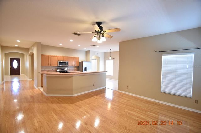 813 PARSONS POINTE STREET, Seffner, FL 33584