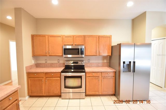 813 PARSONS POINTE STREET, Seffner, FL 33584