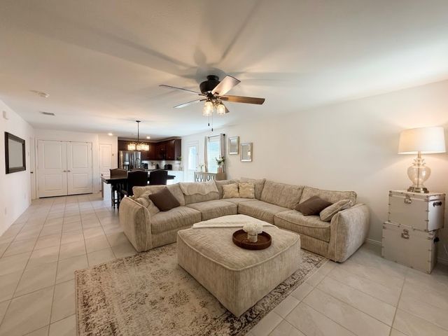 14033 Earlham Street, Pilot Point, TX 76258