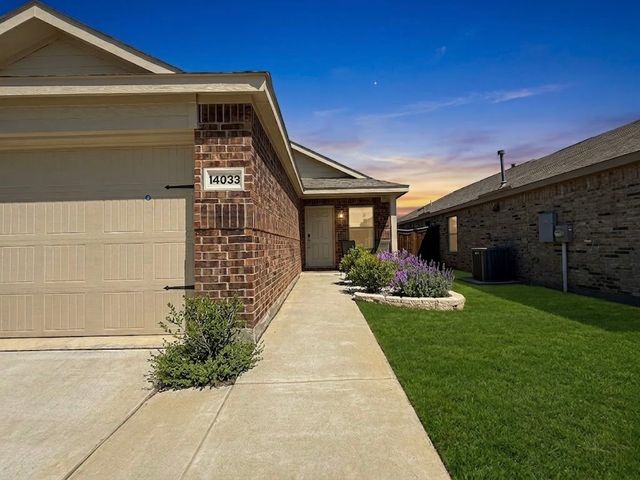 14033 Earlham Street, Pilot Point, TX 76258