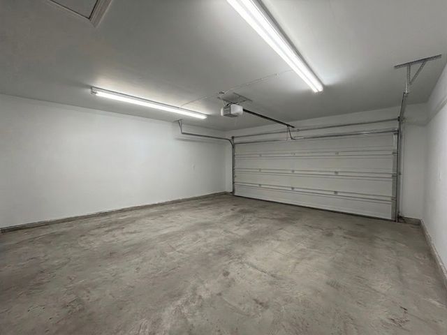 14033 Earlham Street, Pilot Point, TX 76258