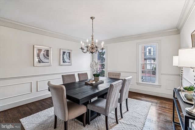 1326 N LYNNBROOK DR, Arlington, VA 22201