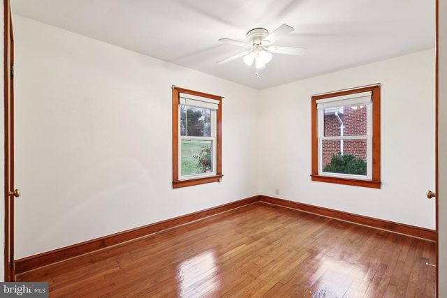 198 BURGESS ST, Orange, VA 22960