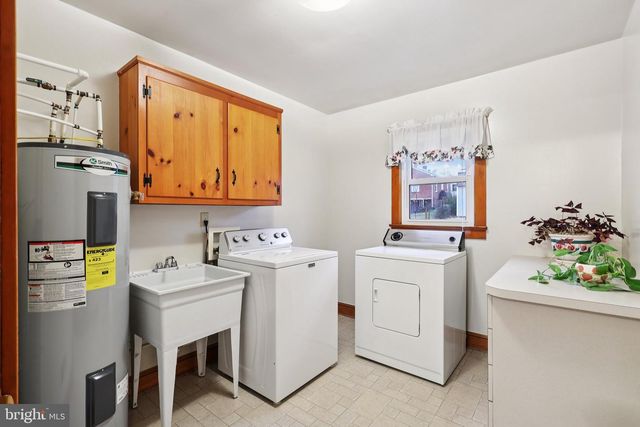 198 BURGESS ST, Orange, VA 22960