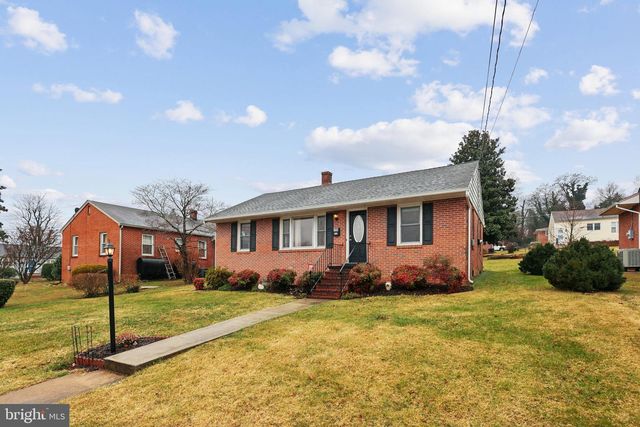 198 BURGESS ST, Orange, VA 22960