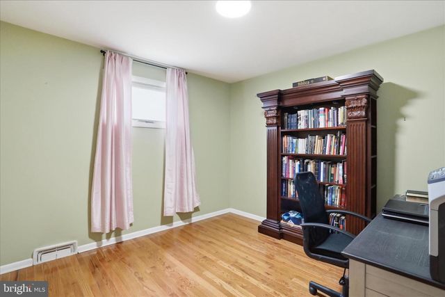 97 CLOHAN AVE, Martinsburg, WV 25404