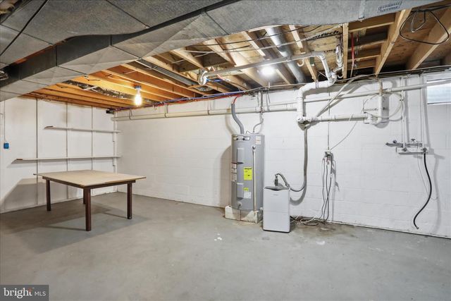 97 CLOHAN AVE, Martinsburg, WV 25404