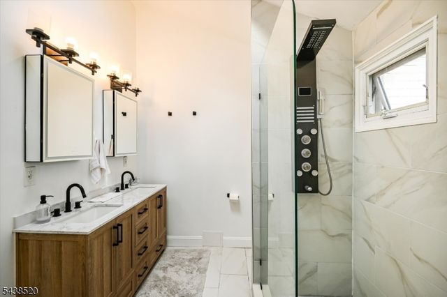 532 2nd St, Carlstadt Boro, NJ 07072
