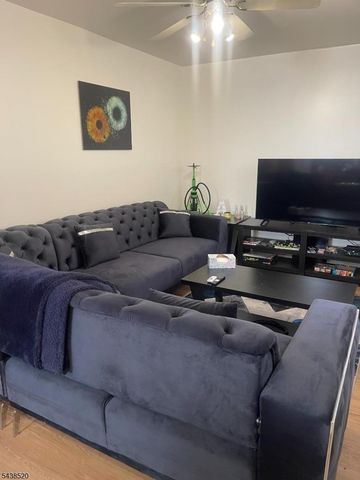 532 2nd St, Carlstadt Boro, NJ 07072