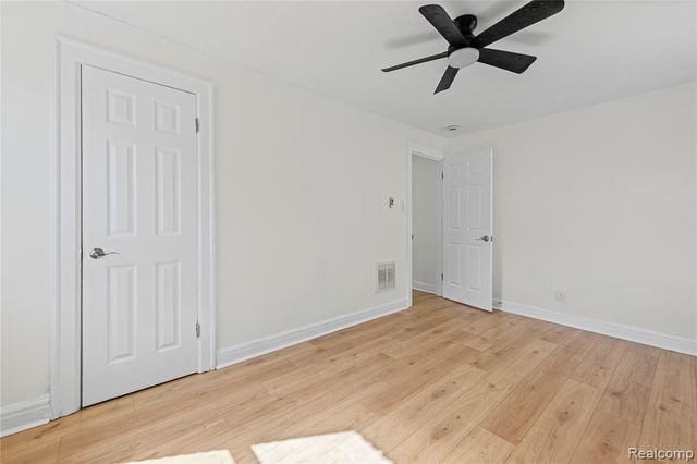 16199 Stansbury Street, Detroit, MI 48235