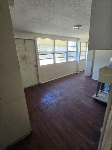 711 9TH STREET NW, Largo, FL 33770