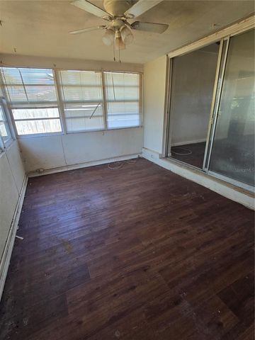 711 9TH STREET NW, Largo, FL 33770