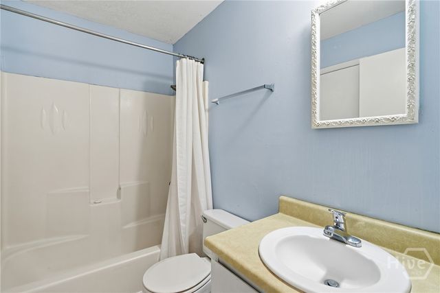 234 Holiday Drive, Savannah, GA 31419