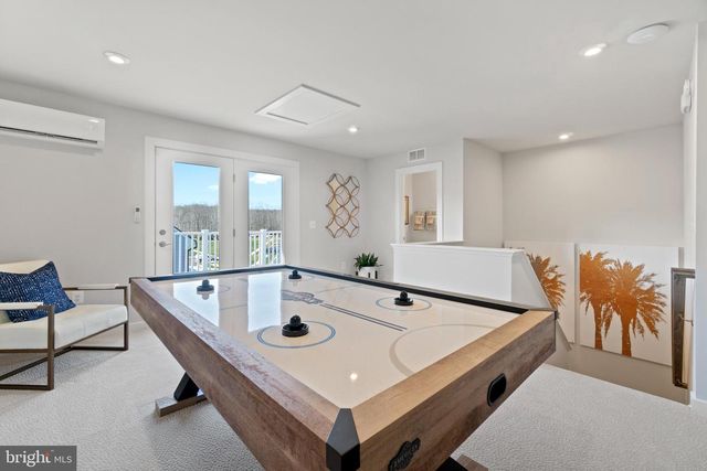 14161 SLATE ST, Woodbridge, VA 22193