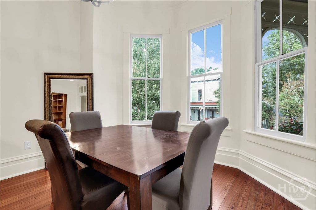 Image 11 of property listing at 217 E Bolton Street, Savannah, GA 31401