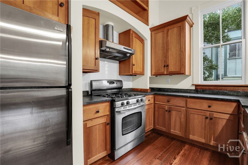 Image 18 of property listing at 217 E Bolton Street, Savannah, GA 31401