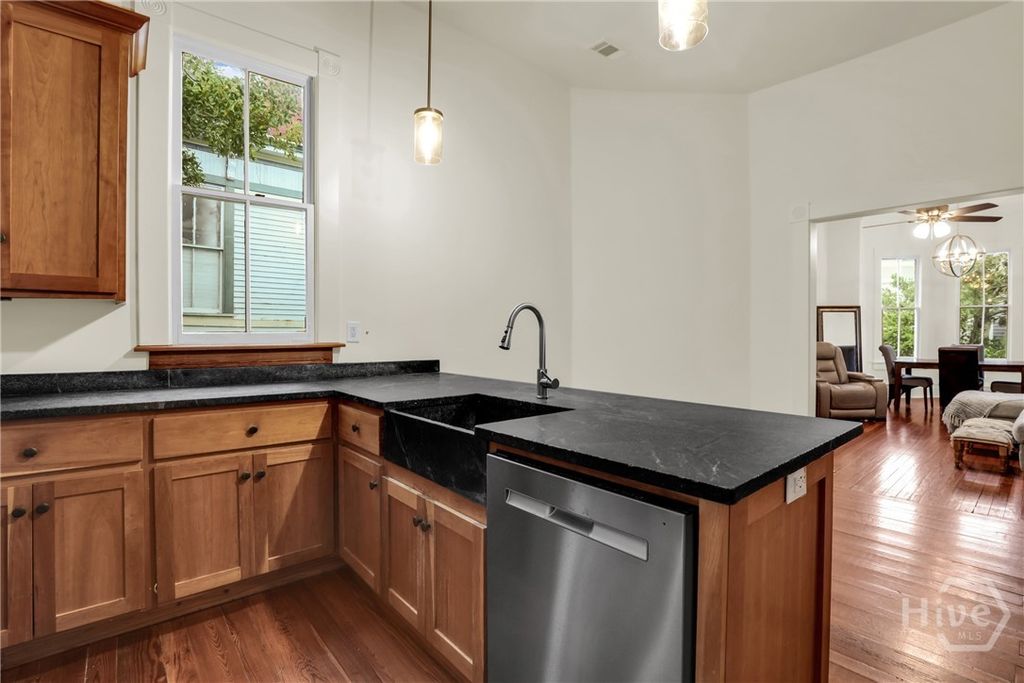 Image 27 of property listing at 217 E Bolton Street, Savannah, GA 31401