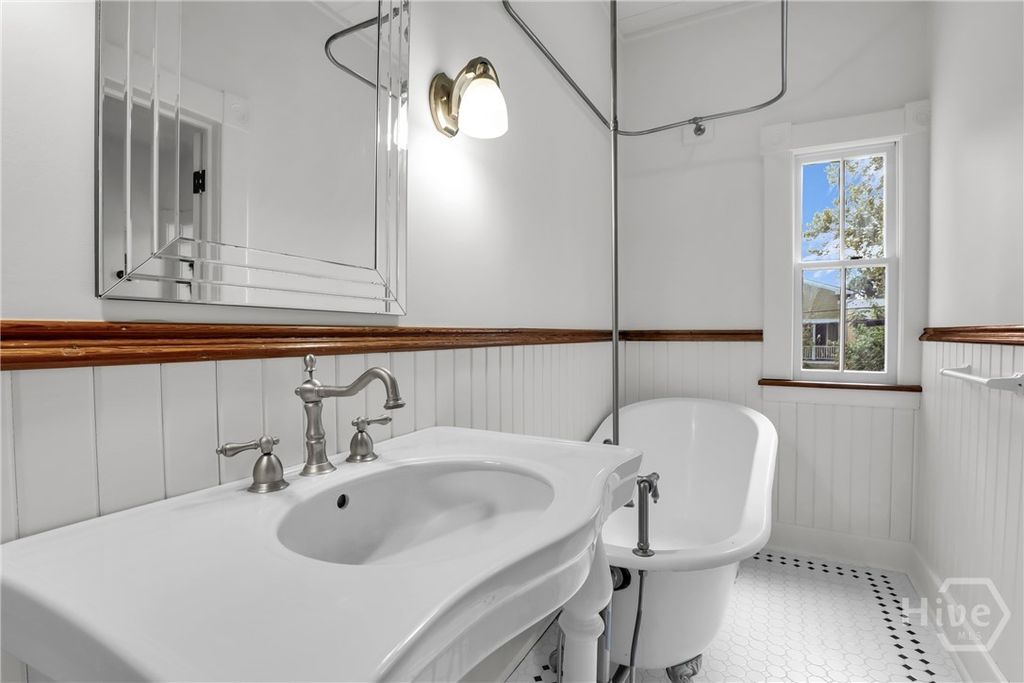 Image 28 of property listing at 217 E Bolton Street, Savannah, GA 31401