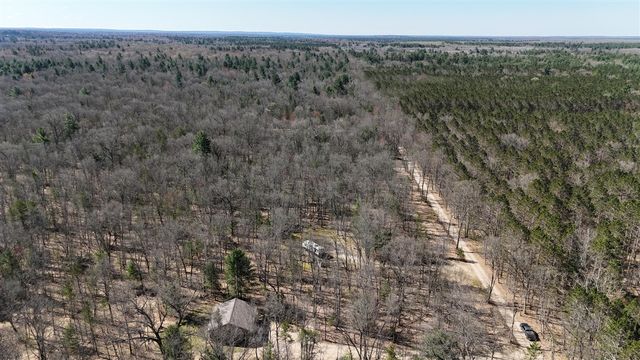 2073 Gunn Road, Manistee, MI 49660