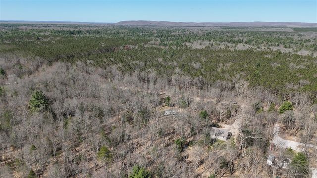 2073 Gunn Road, Manistee, MI 49660