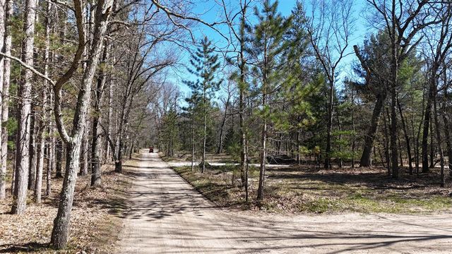 2073 Gunn Road, Manistee, MI 49660