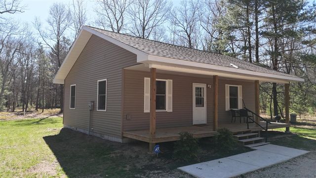 2073 Gunn Road, Manistee, MI 49660