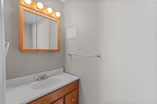 10 Pocahontas, Winchester, KY 40391