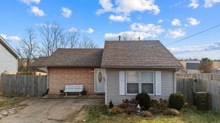 10 Pocahontas, Winchester, KY 40391
